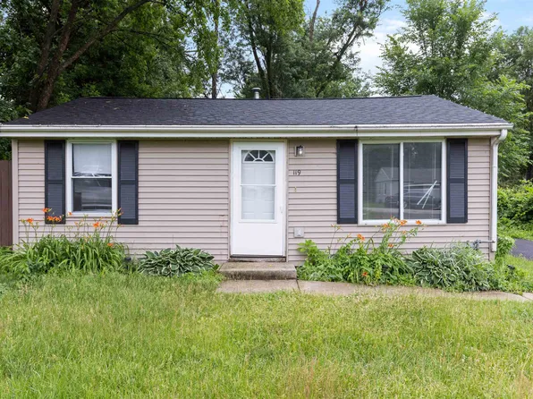 119 Superior Ave, Rockford, IL 61115