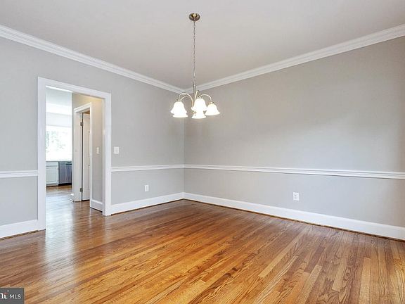 5th image of 15135 Stillfield Pl