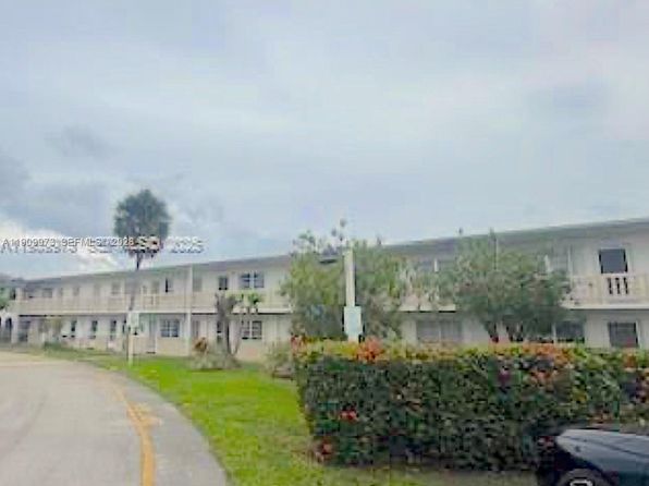 20120 NE 2nd Ave APT W27