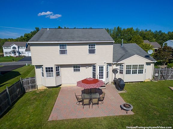 4th image of 8139 Ashery Ln