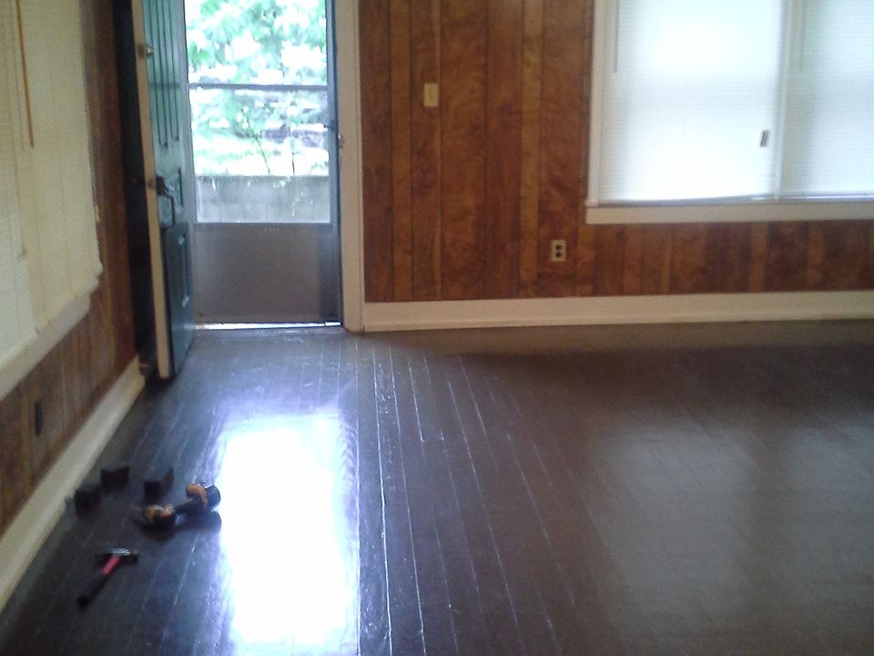 2nd image of 1151 Dudley Ln