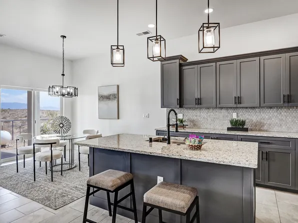 890 Idalia Rd SW, Rio Rancho, NM 87124