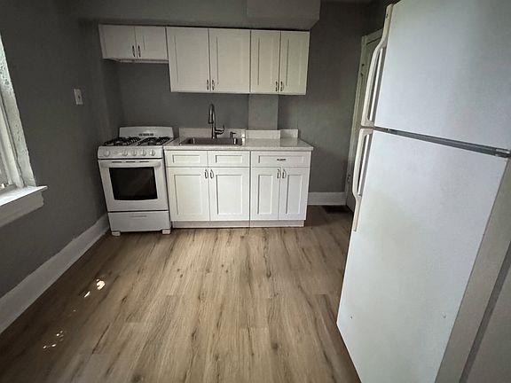 2nd image of 4540 Linmore Ave