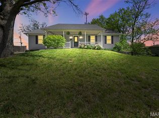 120 View Point Ln, Lake Saint Louis, MO 63367