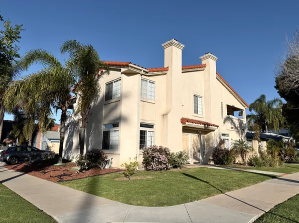 4304 Fanuel St APT B, San Diego, CA 92109