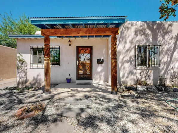 332 Solano Dr NE, Albuquerque, NM 87108