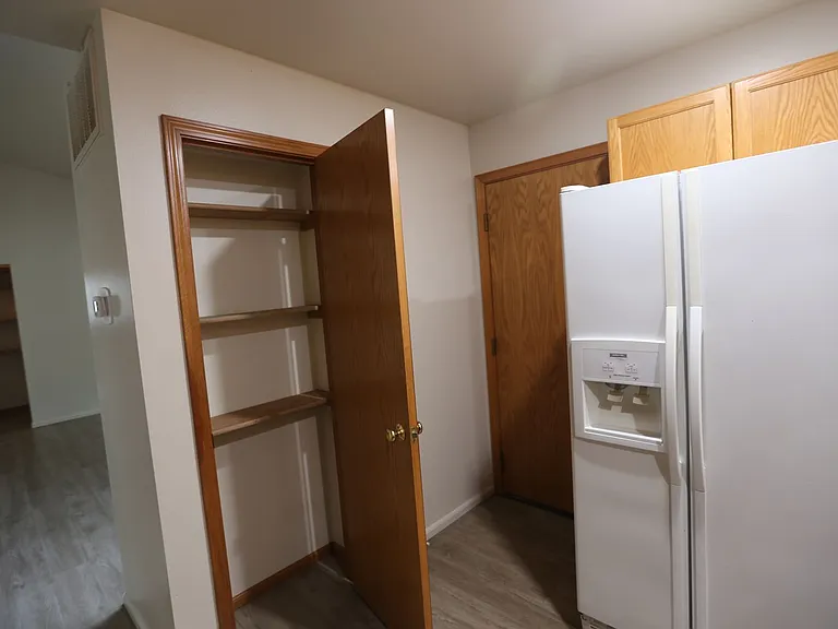 6910 E Crestwood Ct — Photo 16