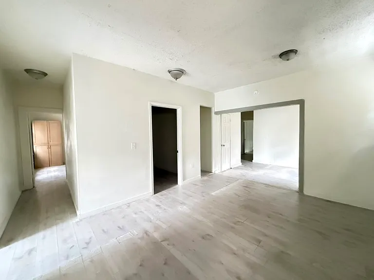 4427 Raleigh St — Photo 12