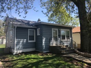 116 SW Circle Dr, Joliet, IL 60433