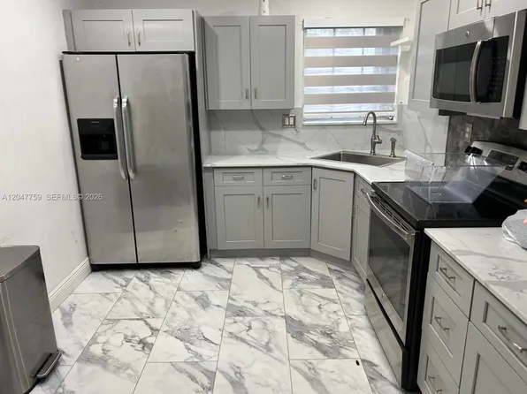 18130 NW 25th Ave, Miami Gardens, FL 33056