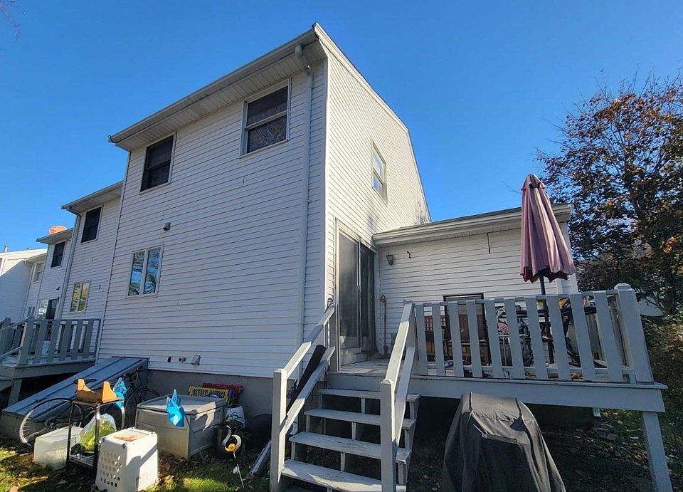 2nd image of 1 Eagan Pl