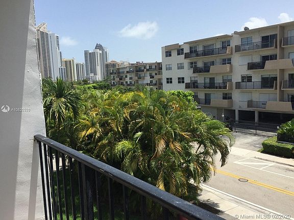 5th image of 18100 Atlantic Blvd APT 509