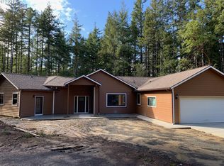 89049 Sunny Loop Ln, Bandon, OR 97411