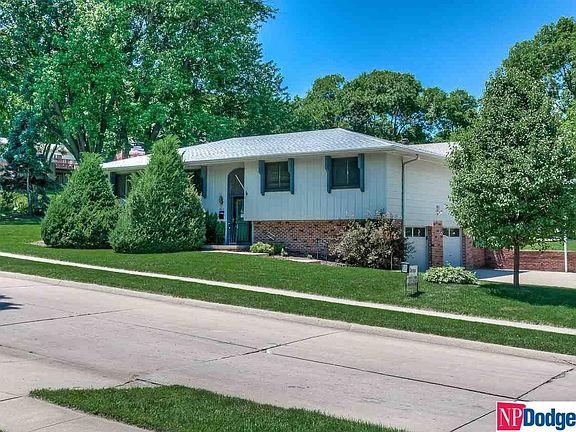 2nd image of 1812 S 133rd Ave