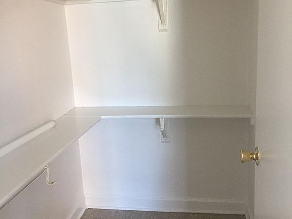 4th image of 45013 Little Rock Ct