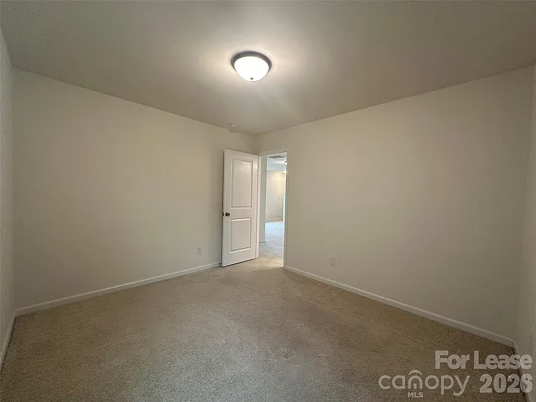 6020 Hampstead Pond Ln — Photo 30