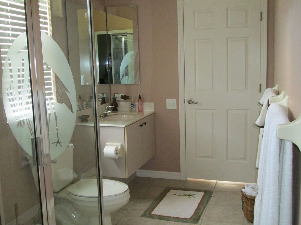 Master suite bath