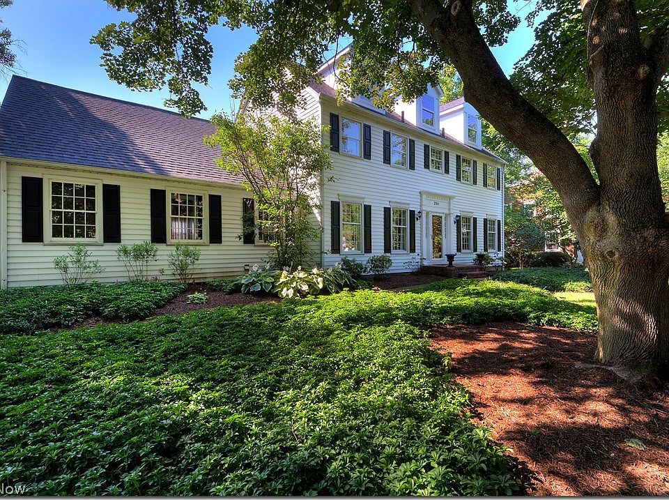 1st image of 294 Bicknell Ln