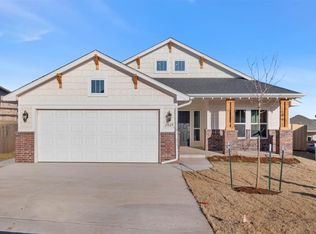 2809 S Columbus Dr, Stillwater, OK 74074