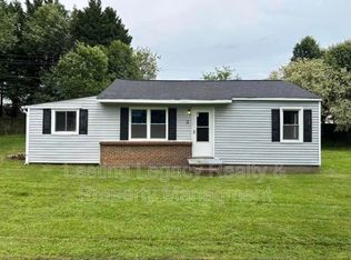 4222 Glenn Hi Rd, Winston Salem, NC 27107