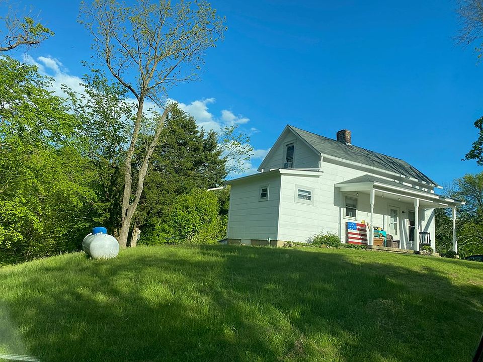 2nd image of 96 Sheely Rd