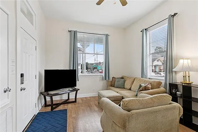 3500 Palmyra St — Photo 4