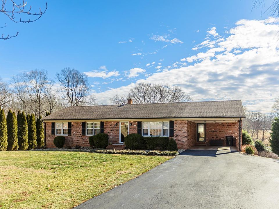 1st image of 124 Walton Dr