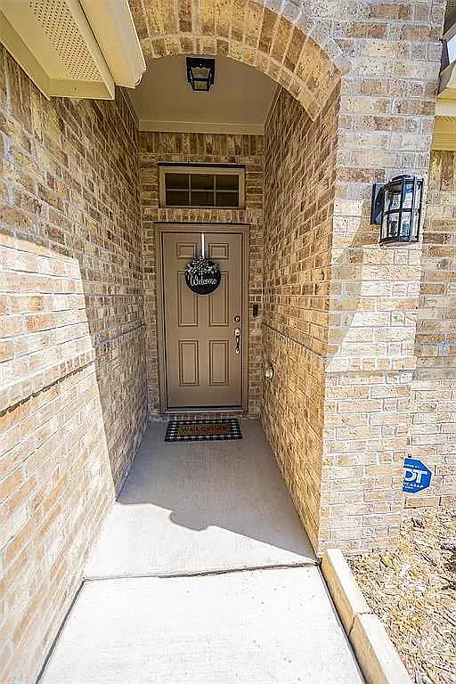 Building Photo - 5344 Brahma Trl