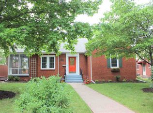 3226 Crestline Dr, Davenport, IA