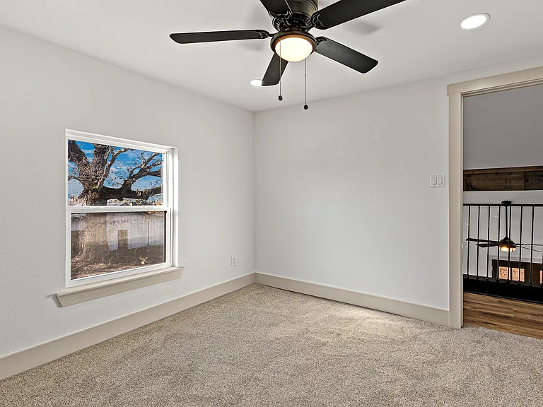 3528 County Road 4460 — Photo 41