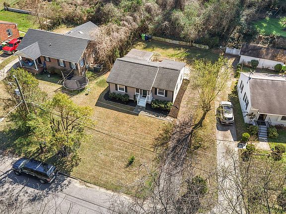 4th image of 449 Parnell Dr