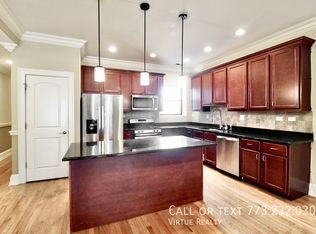 5526 S Indiana Ave APT 1, Chicago, IL 60637