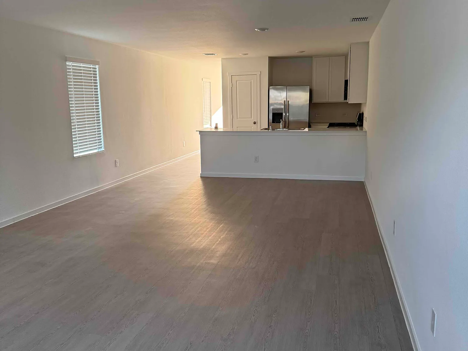 4 bed, 1600 sqft, $1,795 — Photo 4