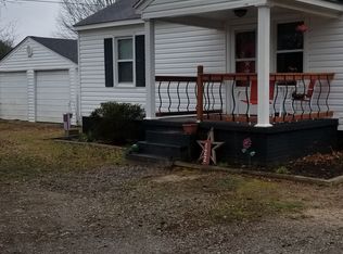 122 Nickles St, Donalds, SC 29638