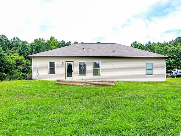 4th image of 960 Moonlite Dr