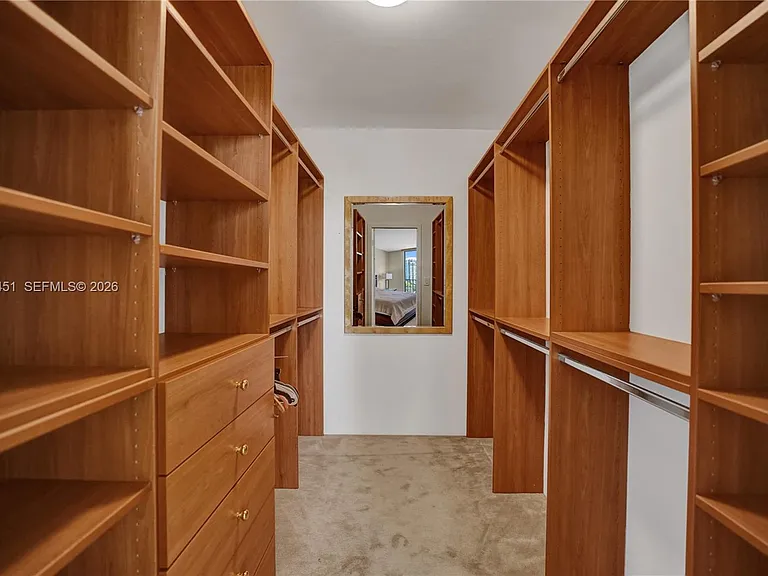 19667 Turnberry Way #9B — Photo 39