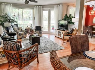 8458 Radcliffe Ter APT 102, Naples, FL 34120