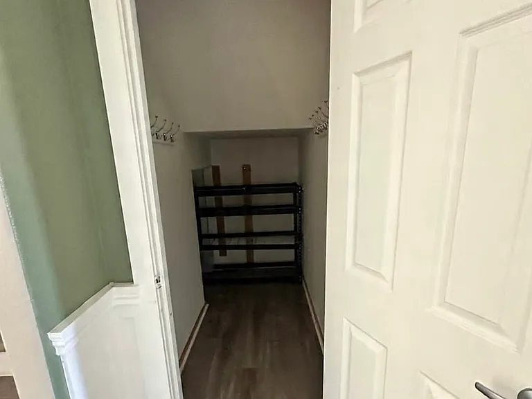 22196 SW Dewey Dr — Photo 4