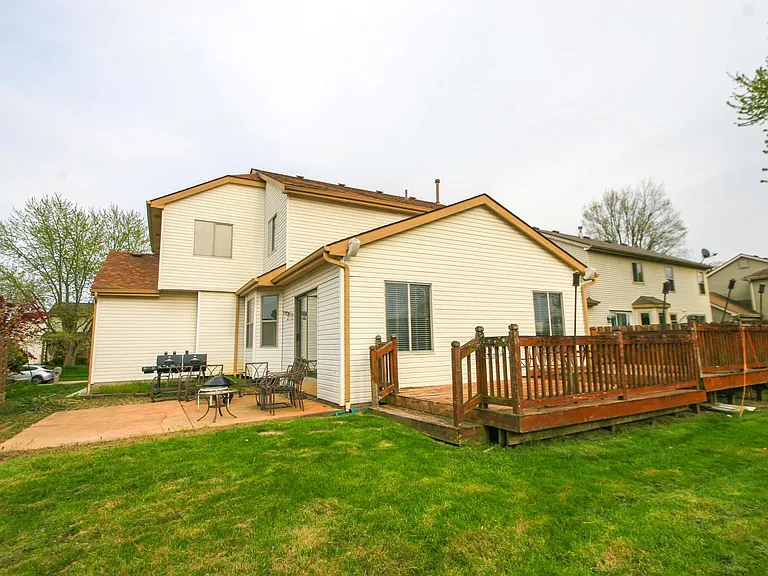 1310 Abbeyhill Dr — Photo 37