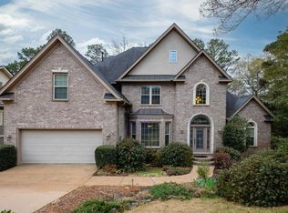 12725 Meadows Edge Ln, Little Rock, AR 72211