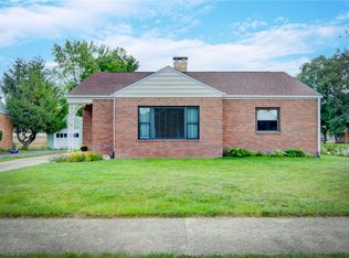 205 Kellar Ln, Decatur, IL 62526