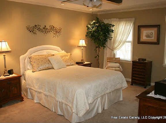 3rd image of 3268 Catkin Ct
