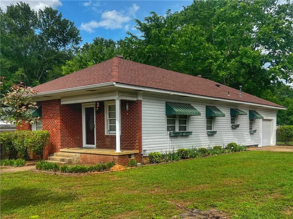 1300 N Boston Ave, Russellville, AR 72801
