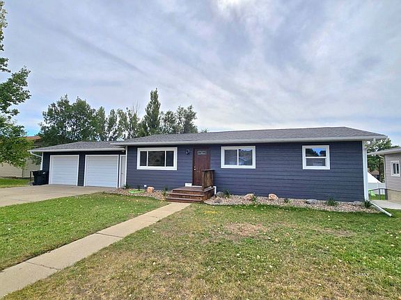 2nd image of 114 Juniper Ave
