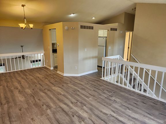 4th image of 2021 Stockmeyer Blvd