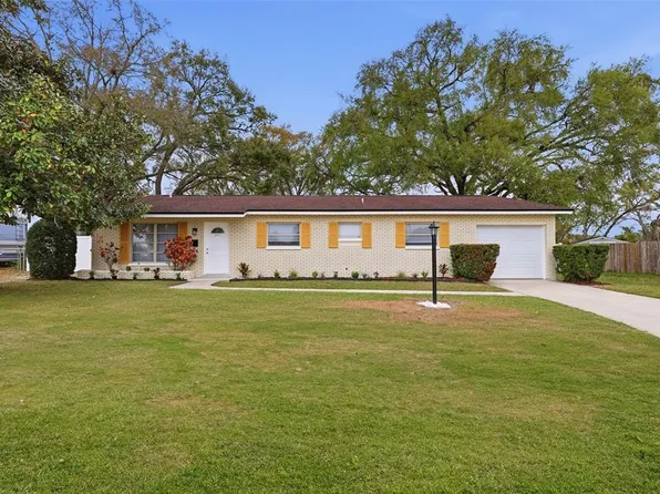 2327 W Knollwood Pl, Tampa, FL 33604