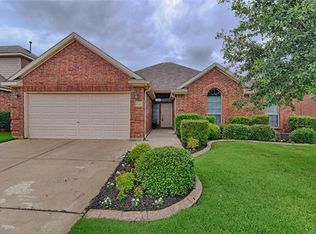 9321 Marble Falls Dr, Arlington, TX 76002
