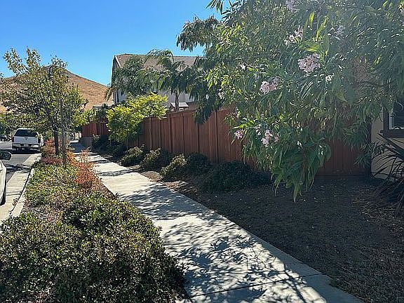 2nd image of 4651 Branding Iron Dr