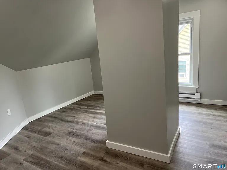 17 Lilac St — Photo 15
