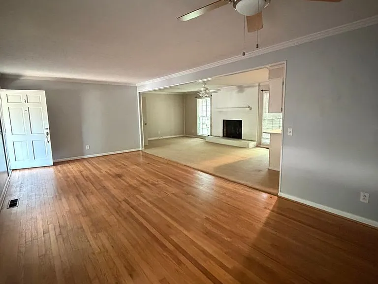 1212 Old Mill Rd — Photo 6
